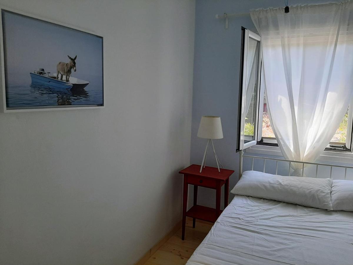 Villa Aspros - Traditionell, Ruhig Und Strandnah Лиападес Екстериор снимка